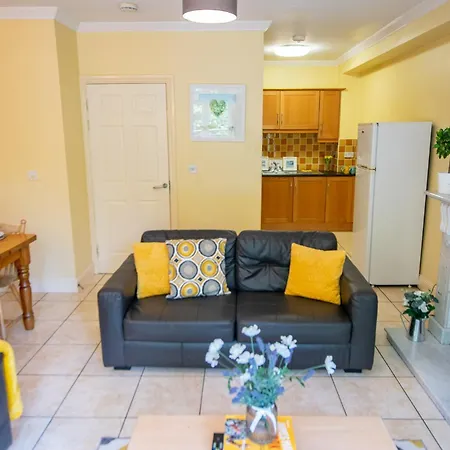 Bright Family-friendly In * Limerick Junction