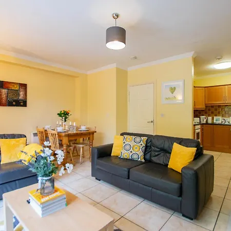 Bright Family-friendly In Appartamento