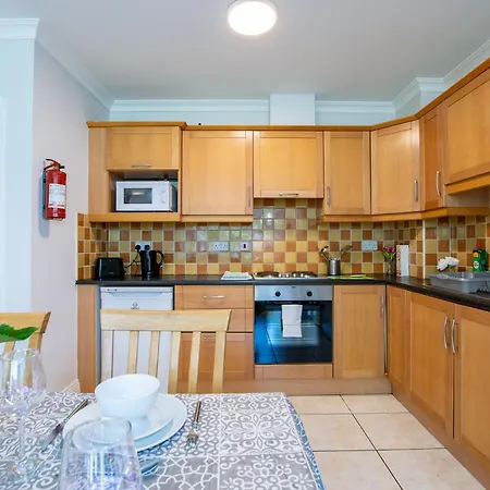Bright Family-friendly In * Limerick Junction