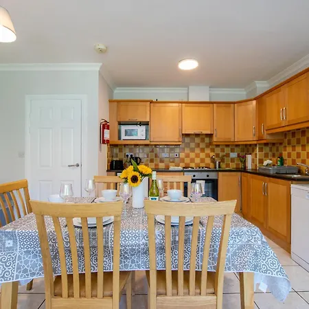 Bright Family-friendly In Appartamento