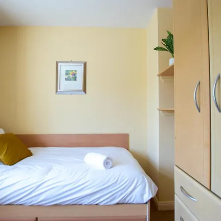 Apartment Bright Family-friendly In *