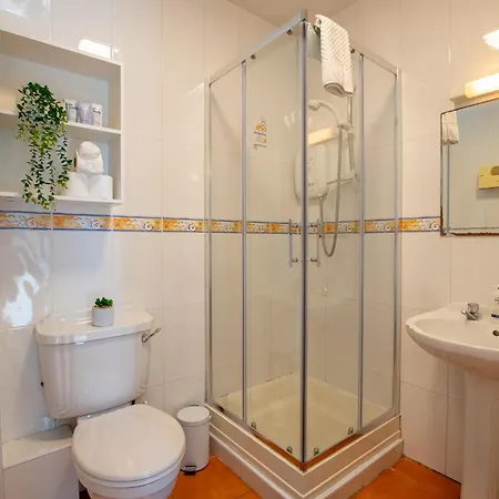 Bright Family-friendly In * Limerick Junction
